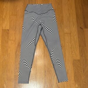 Monochrome Swirl High-Waisted Leggings